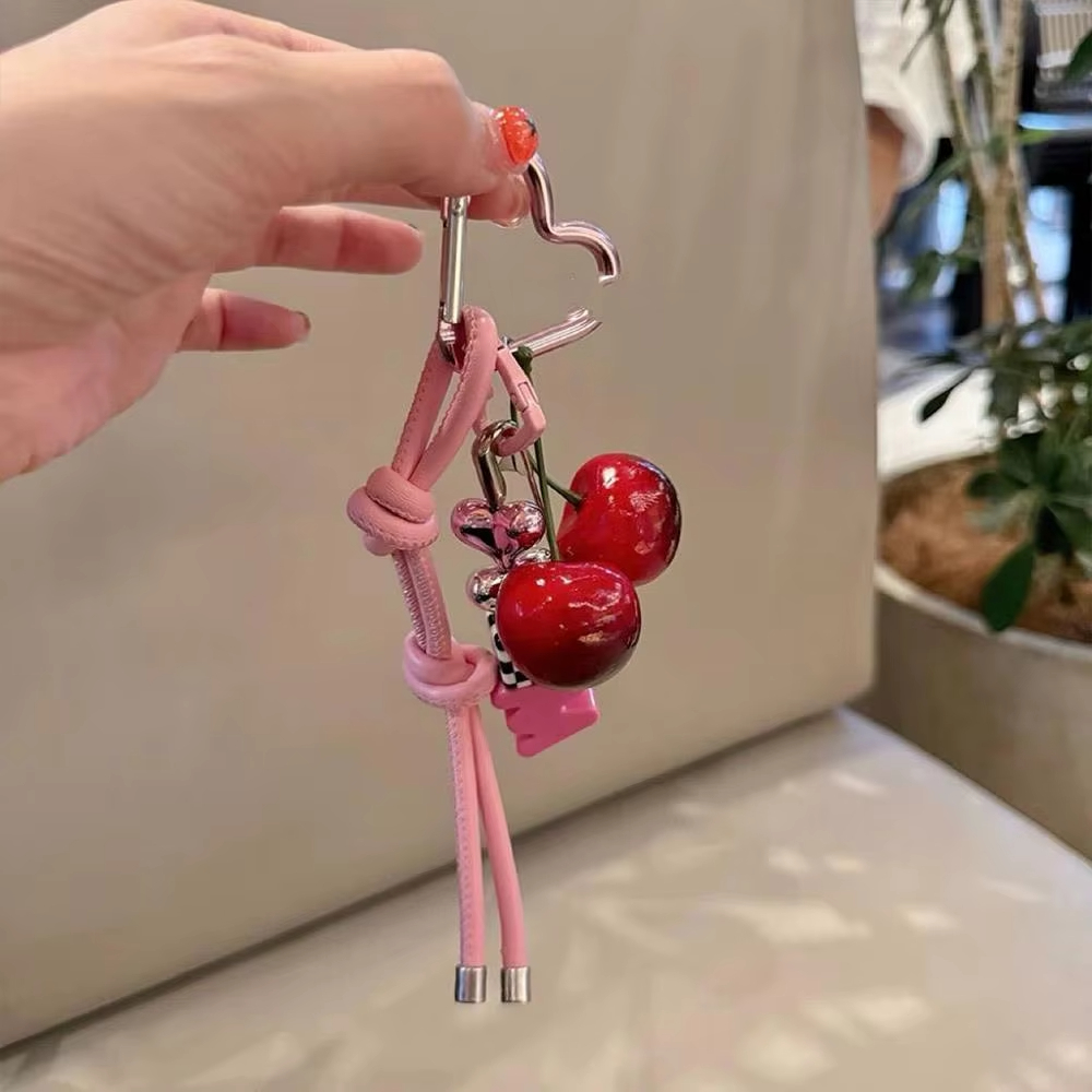 Y2k süße Kirsche Alphabet PU L – Monogram Keychain Leather Bewertung und Preis